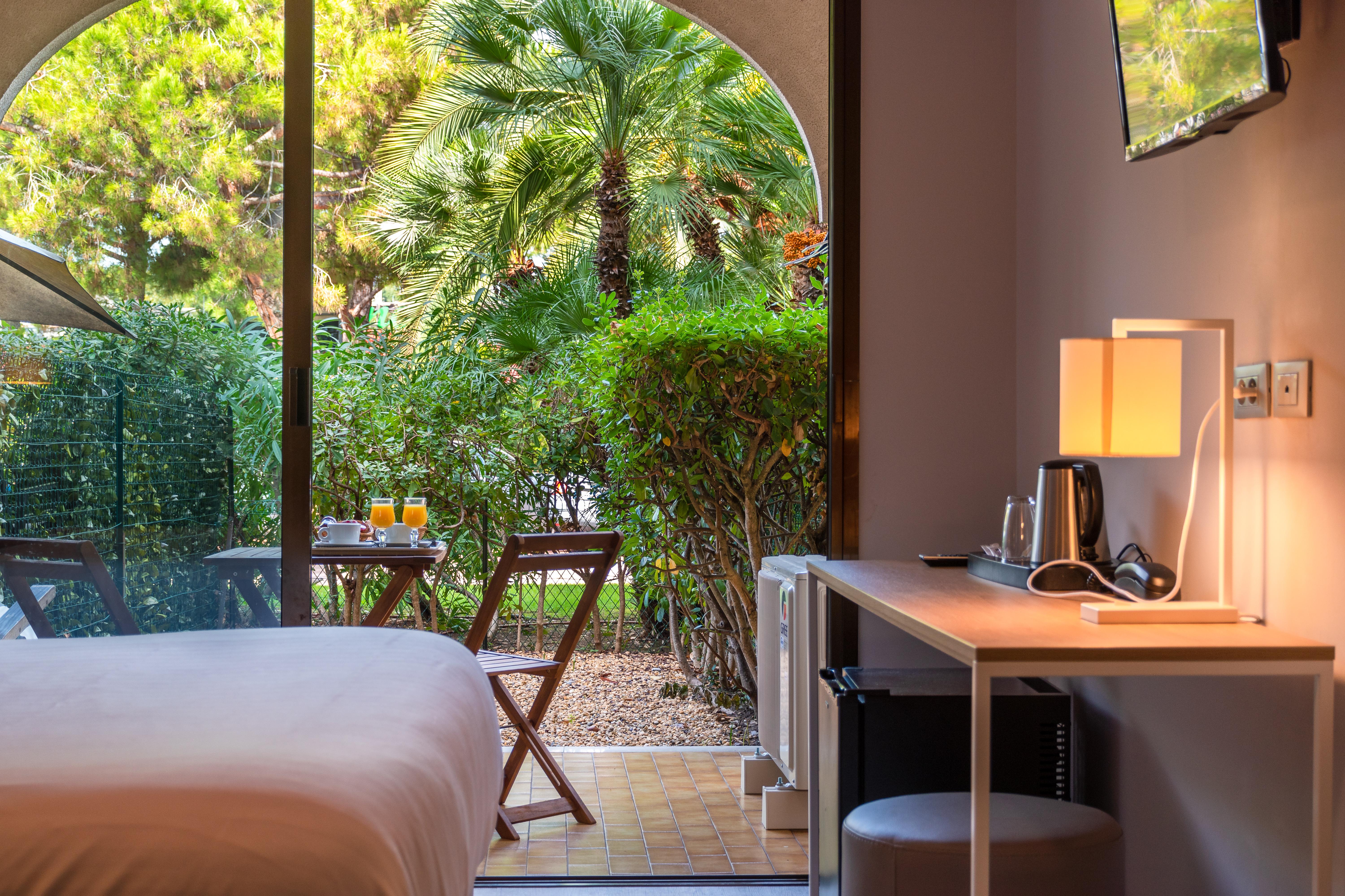 Hôtel Bahia Villeneuve-Loubet Exterior foto