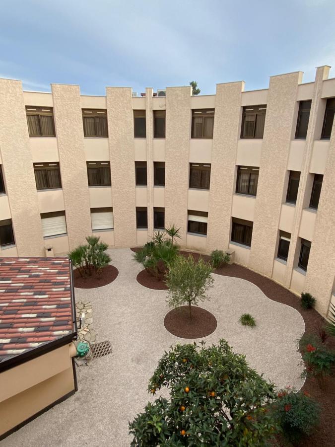 Hôtel Bahia Villeneuve-Loubet Exterior foto