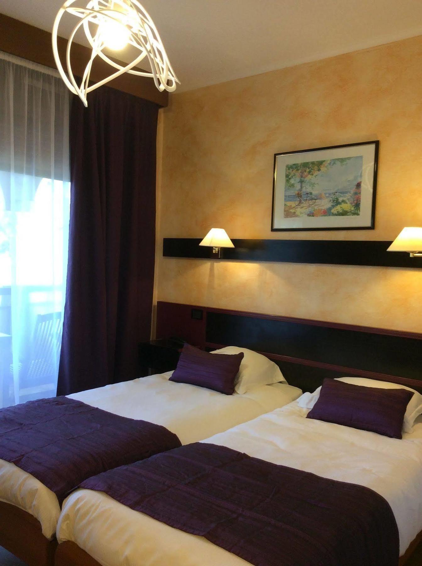 Hôtel Bahia Villeneuve-Loubet Exterior foto