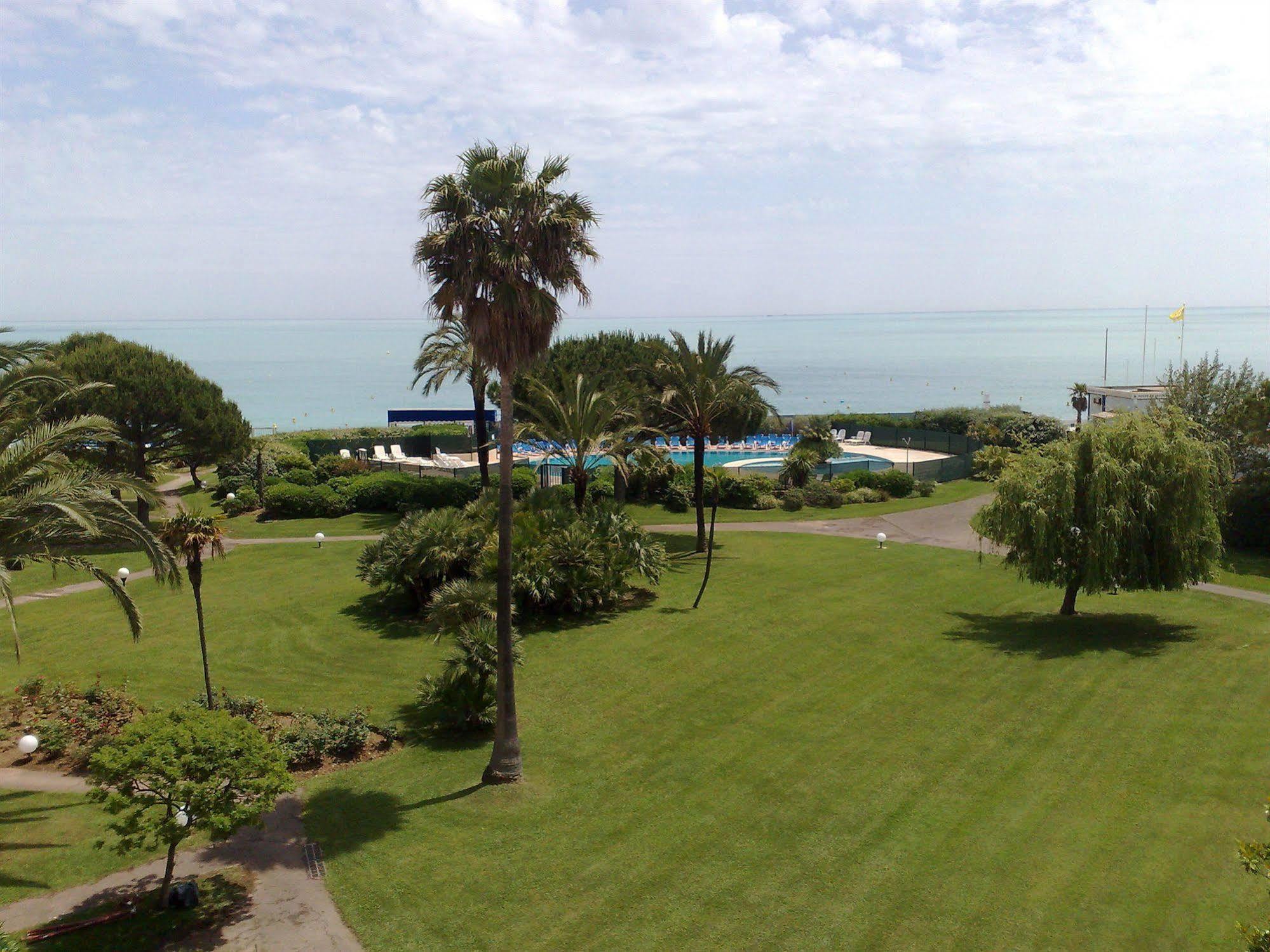 Hôtel Bahia Villeneuve-Loubet Exterior foto